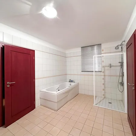 Daire Quartier Sophia - Exklusives Souterrain-apartment Am Goethepark Weimar (Thuringia)