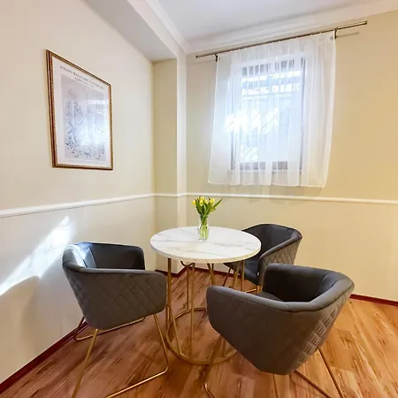 Quartier Sophia - Exklusives Souterrain-apartment Am Goethepark