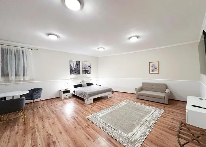 Quartier Sophia - Exklusives Souterrain-apartment Am Goethepark *